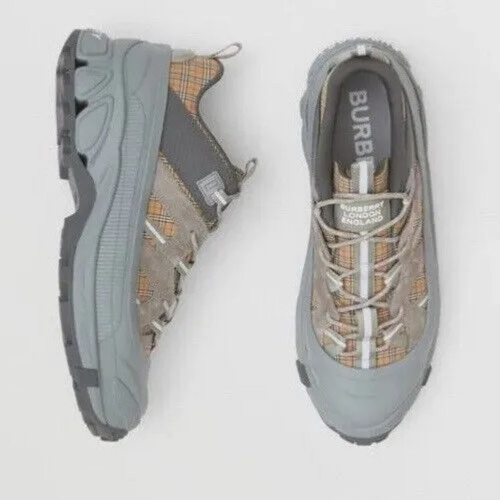 Burberry Men's Arthur Check Gray Canvas/Suede Sneakers 9 US (42 Eu) 8043864